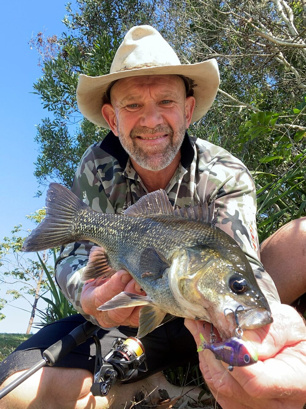 Quake Vibing Australian Bass