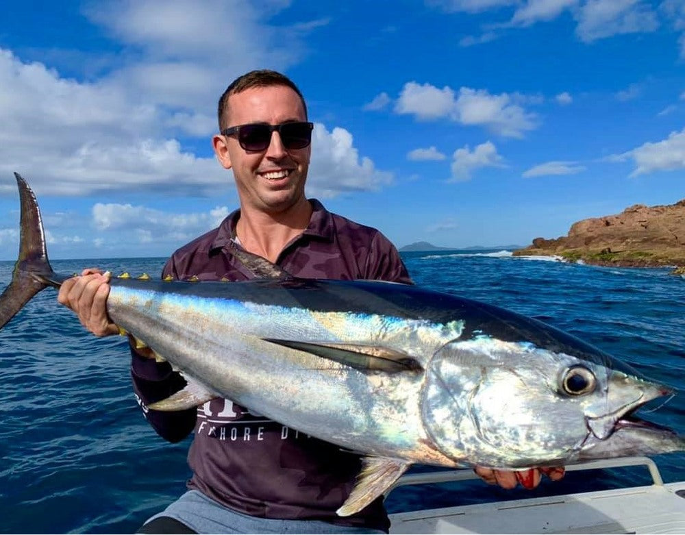 Barrels of Fun - Battling Longtails
